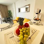 Frente Mar, Playa De Americas Appartement