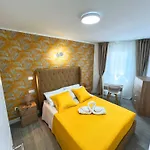 Frente Mar, Playa De Americas Appartement *