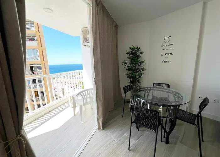 Frente Mar, Playa De Americas Apartment