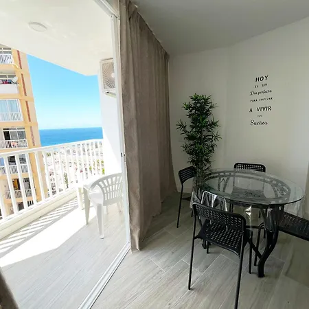 Frente Mar, Playa De Americas Appartement